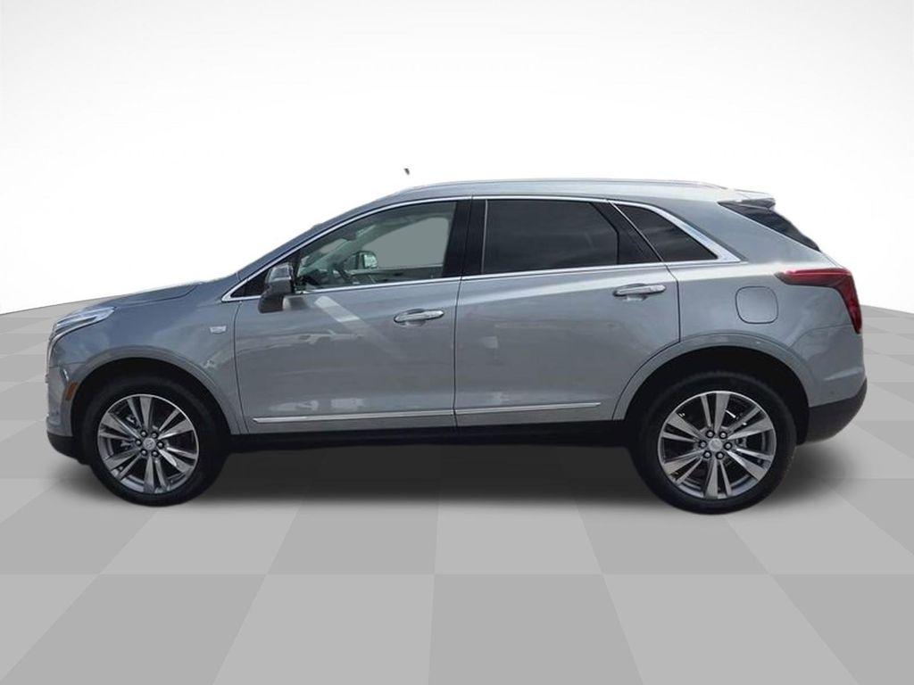 new 2025 Cadillac XT5 car, priced at $54,565
