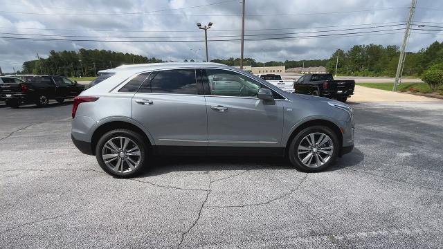 new 2025 Cadillac XT5 car, priced at $54,565