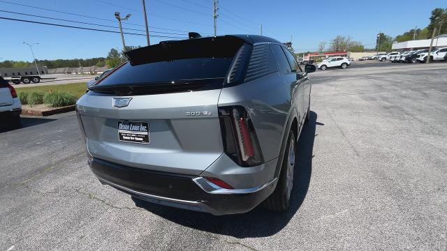 new 2025 Cadillac OPTIQ car, priced at $55,195