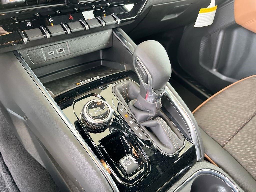 new 2025 GMC Canyon car, priced at $50,810