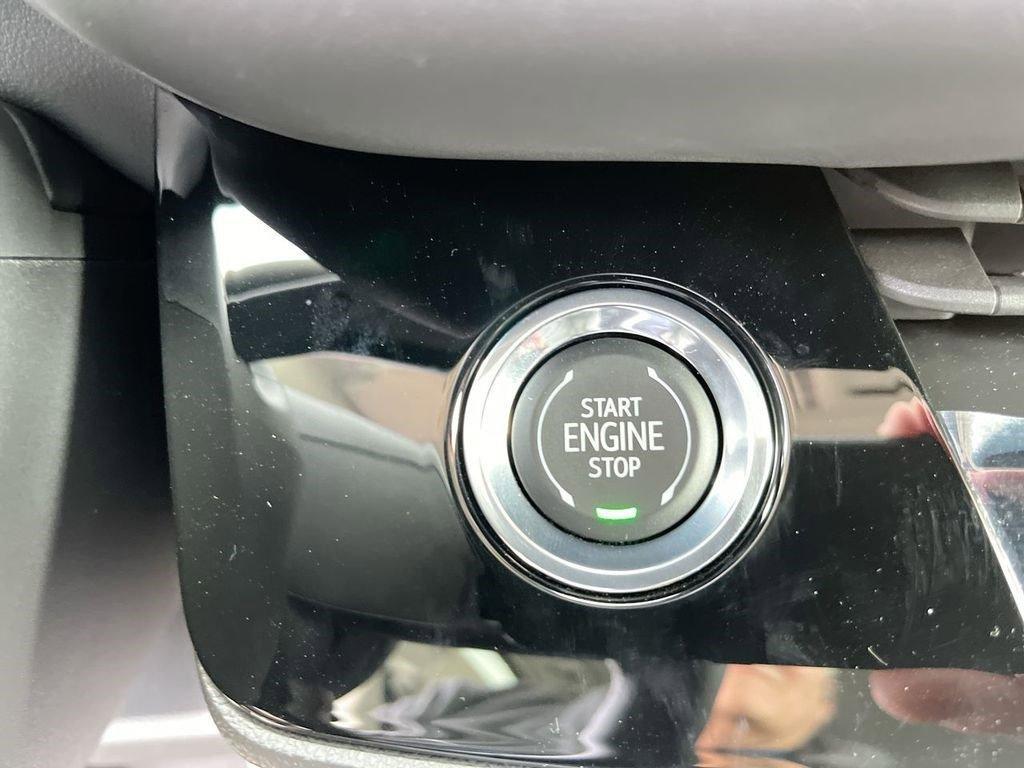 new 2025 Buick Envision car, priced at $37,745