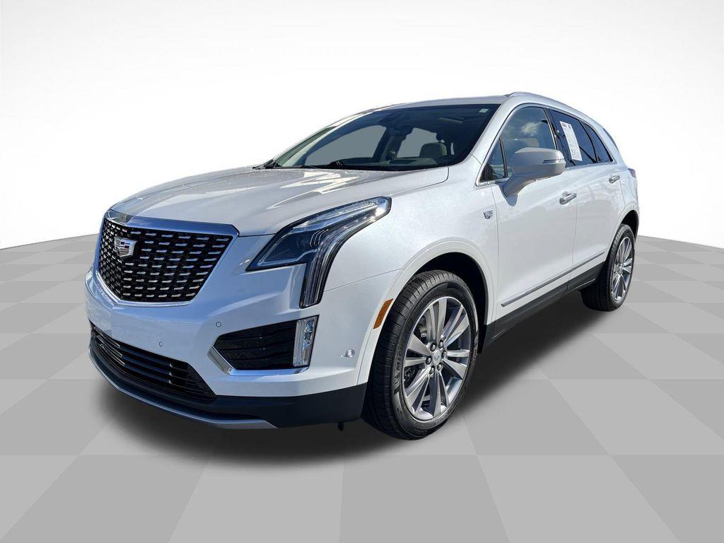 used 2025 Cadillac XT5 car, priced at $47,990