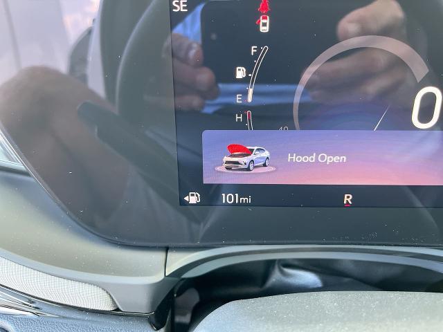 new 2025 Buick Envista car, priced at $32,185