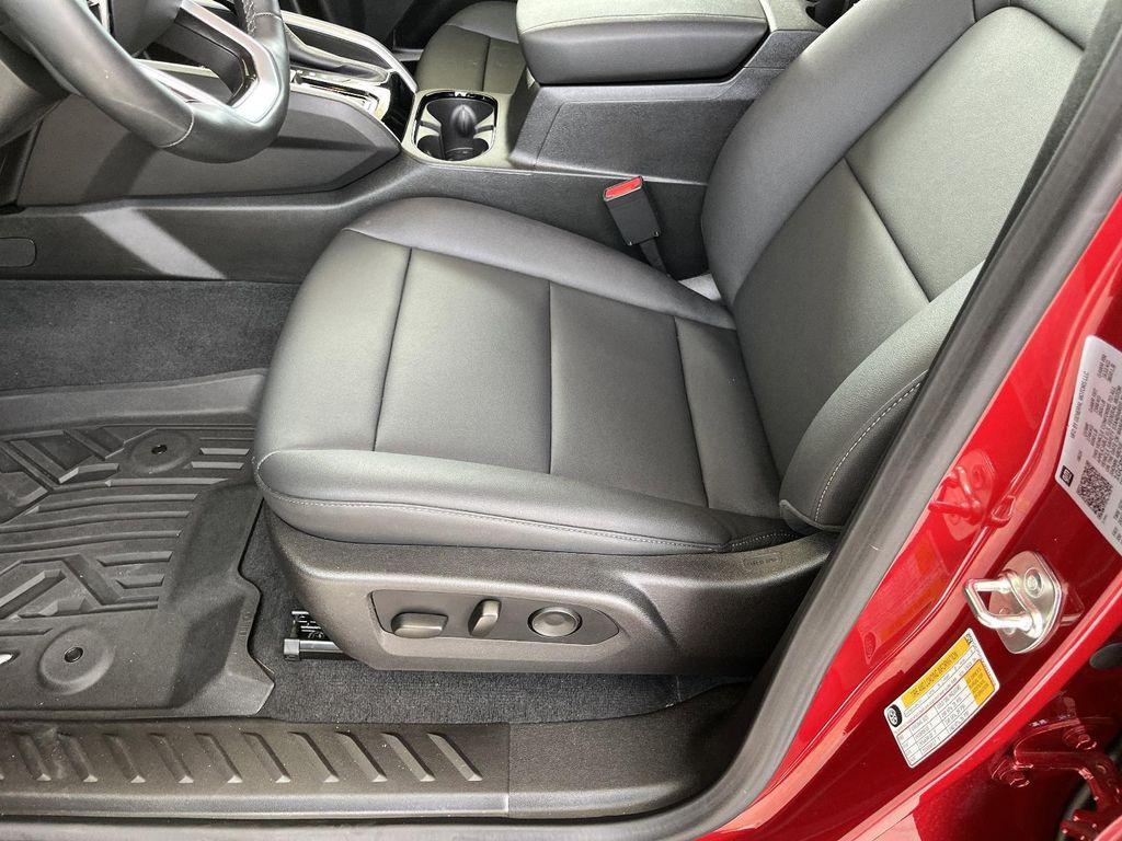used 2024 Chevrolet Colorado car, priced at $35,900