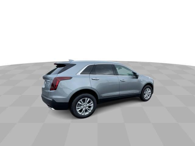 new 2025 Cadillac XT5 car, priced at $44,690