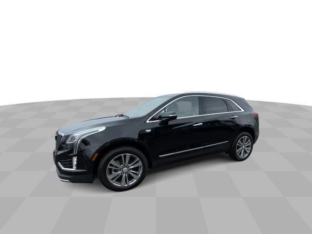 new 2025 Cadillac XT5 car, priced at $57,390