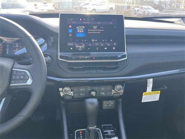 new 2025 Jeep Compass car, priced at $33,302