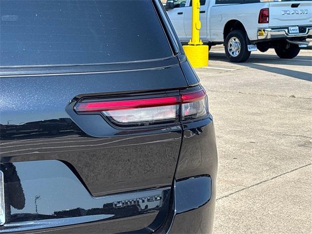 new 2025 Jeep Grand Cherokee L car, priced at $46,492
