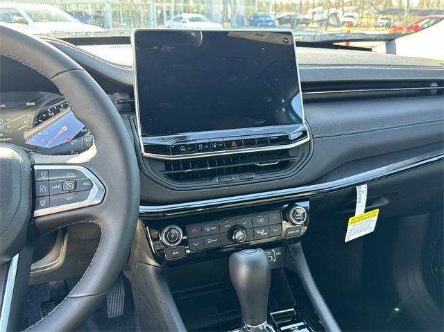 new 2025 Jeep Compass car, priced at $36,991