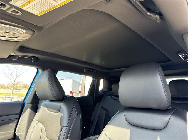 new 2025 Jeep Compass car, priced at $36,991