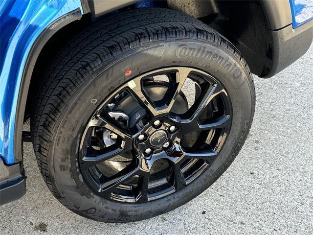 new 2025 Jeep Compass car, priced at $38,641