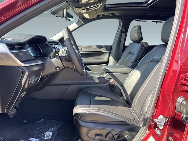 new 2025 Jeep Grand Cherokee L car, priced at $52,192