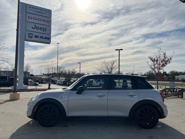 used 2015 MINI Hardtop car, priced at $10,999