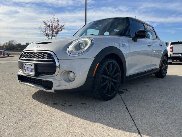 used 2015 MINI Hardtop car, priced at $10,999