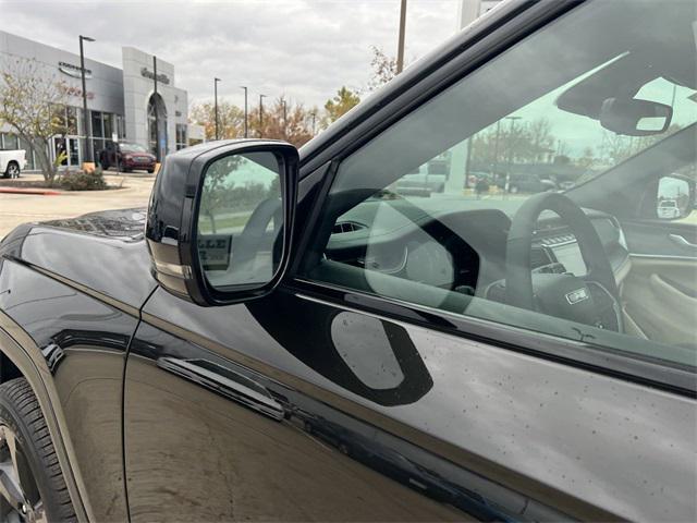 new 2024 Jeep Grand Cherokee L car, priced at $43,991