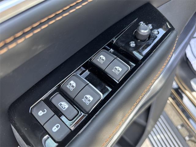new 2024 Jeep Grand Wagoneer L car, priced at $107,551