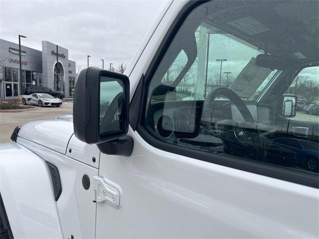new 2025 Jeep Gladiator car, priced at $39,491