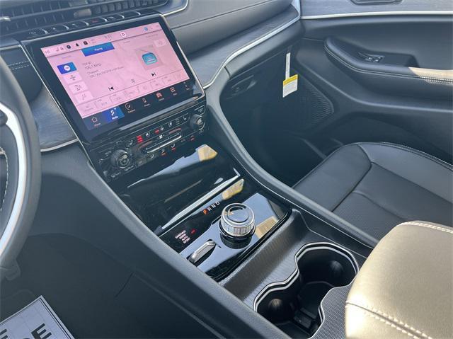 new 2025 Jeep Grand Cherokee L car, priced at $52,491