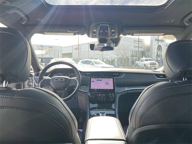 new 2025 Jeep Grand Cherokee L car, priced at $50,171