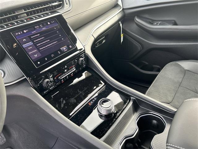 new 2025 Jeep Grand Cherokee L car, priced at $41,841