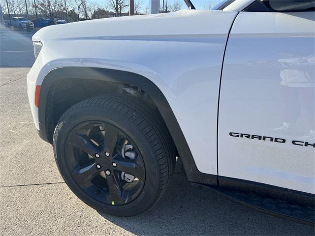 new 2025 Jeep Grand Cherokee L car, priced at $48,991