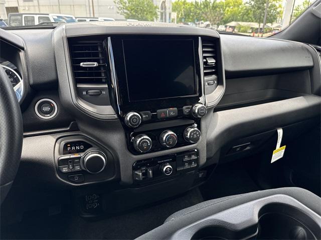 new 2025 Ram 1500 car, priced at $46,521