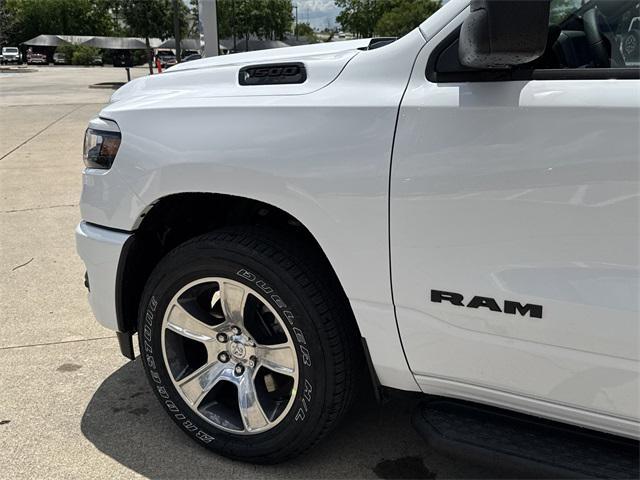 new 2025 Ram 1500 car, priced at $46,521
