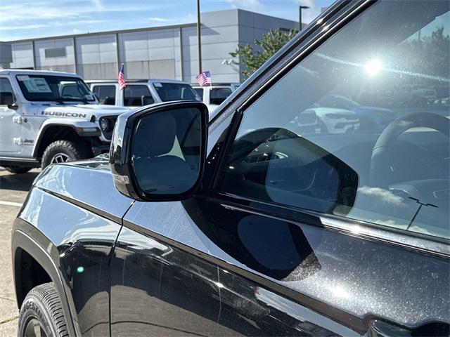 new 2025 Jeep Grand Cherokee L car, priced at $42,341