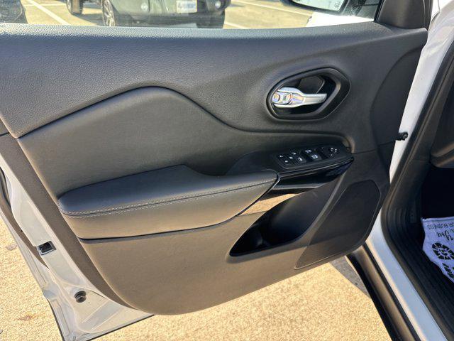 used 2023 Jeep Cherokee car, priced at $21,888