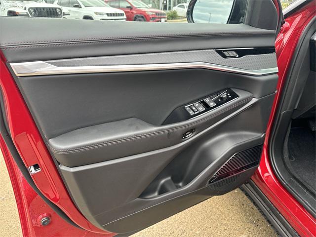 new 2025 Jeep Wagoneer S car, priced at $52,672