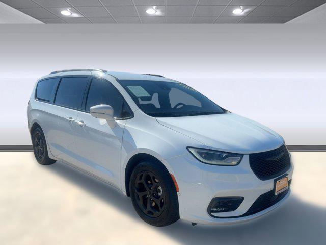 used 2021 Chrysler Pacifica Hybrid car, priced at $20,999