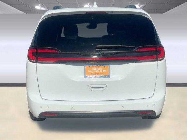 used 2021 Chrysler Pacifica Hybrid car, priced at $20,999