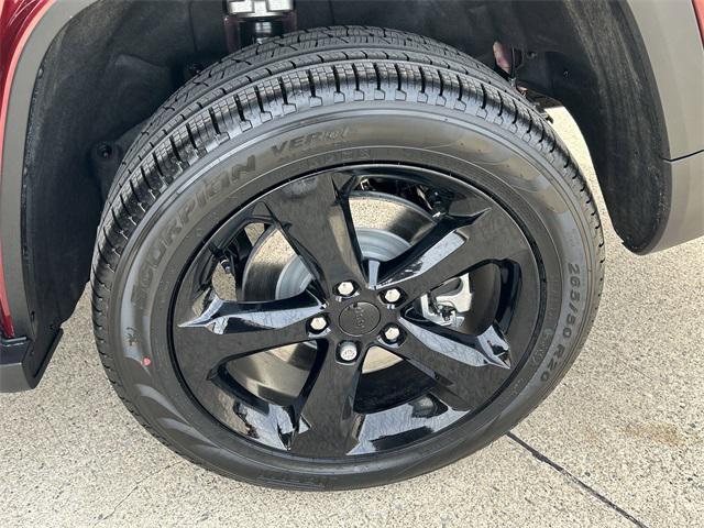 new 2025 Jeep Grand Cherokee L car, priced at $50,171