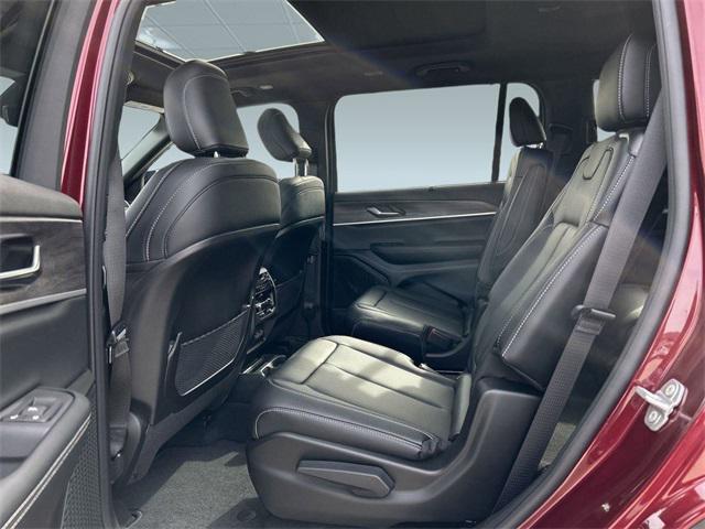 new 2025 Jeep Grand Cherokee L car, priced at $50,092