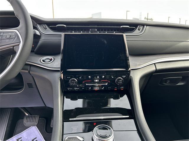 new 2025 Jeep Grand Cherokee L car, priced at $52,491