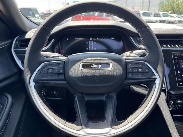 new 2025 Jeep Grand Cherokee car, priced at $41,741