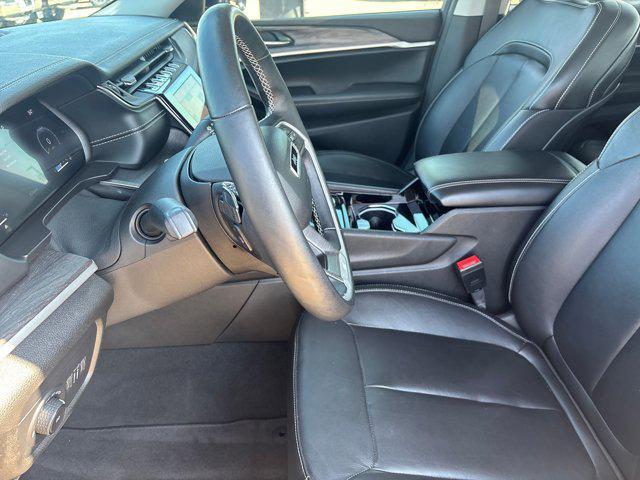 used 2022 Jeep Grand Cherokee car, priced at $27,497