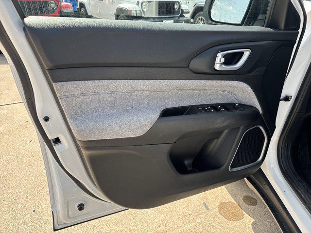used 2022 Jeep Compass car, priced at $20,999