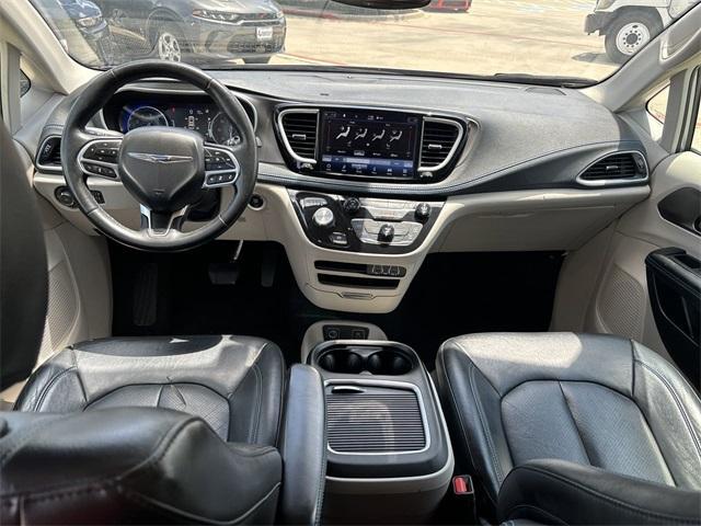 used 2021 Chrysler Pacifica car, priced at $24,998
