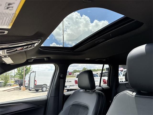 new 2025 Jeep Grand Cherokee L car, priced at $44,341