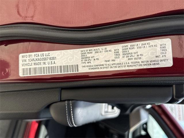 new 2025 Jeep Grand Cherokee L car, priced at $42,491