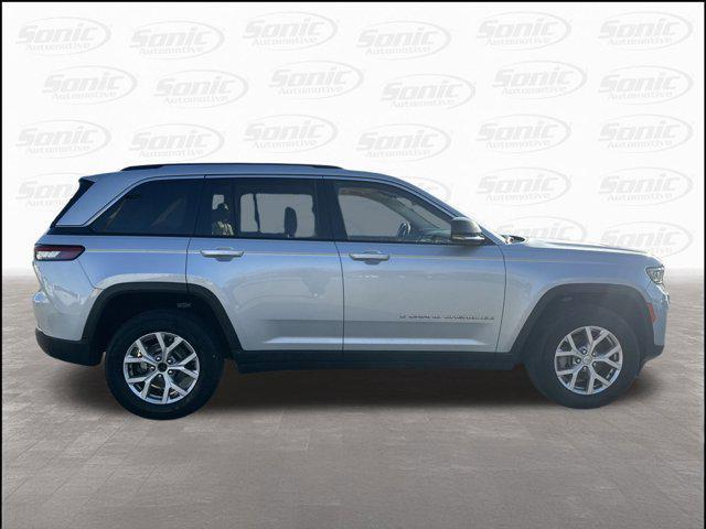 used 2022 Jeep Grand Cherokee car, priced at $29,999
