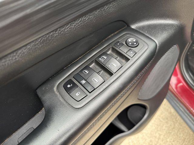used 2022 Jeep Grand Cherokee car, priced at $26,999
