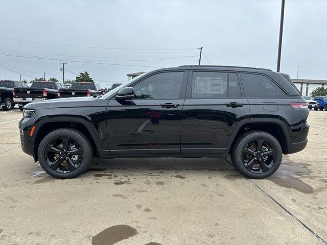 new 2024 Jeep Grand Cherokee car, priced at $46,492