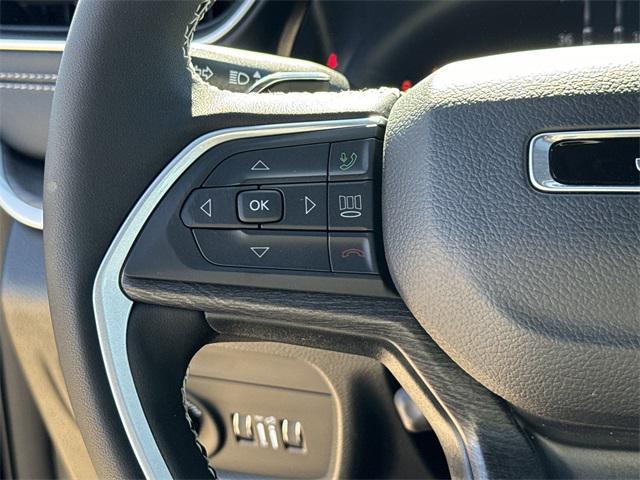 new 2025 Jeep Grand Cherokee L car, priced at $51,172