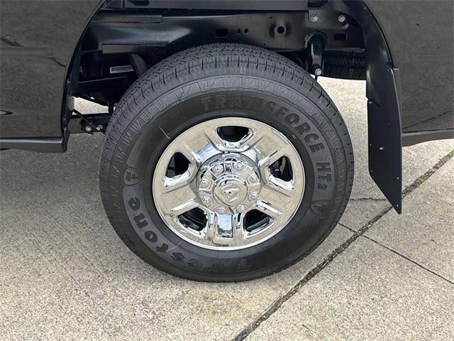 new 2025 Ram 2500 car, priced at $64,591