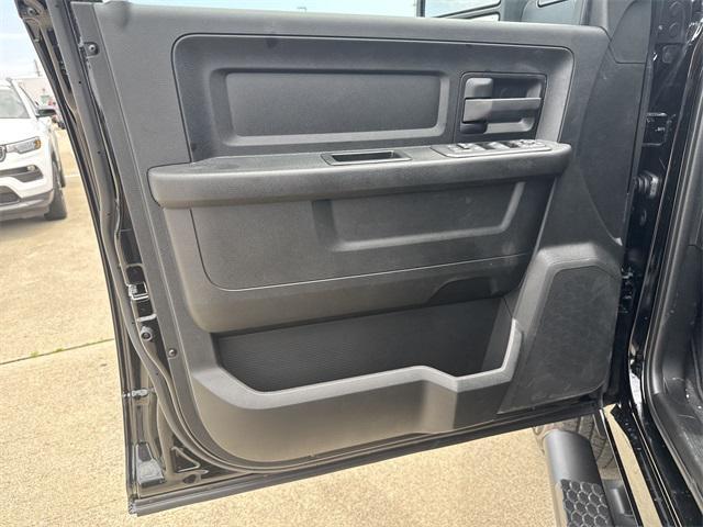 new 2025 Ram 2500 car, priced at $64,591