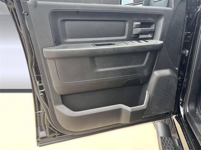 new 2025 Ram 2500 car, priced at $62,992