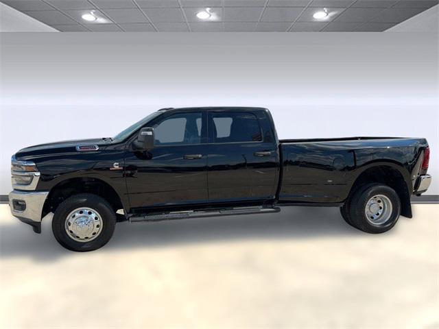 new 2025 Ram 3500 car, priced at $71,292