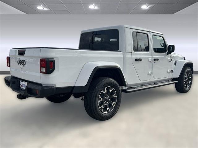 new 2025 Jeep Gladiator car, priced at $48,241